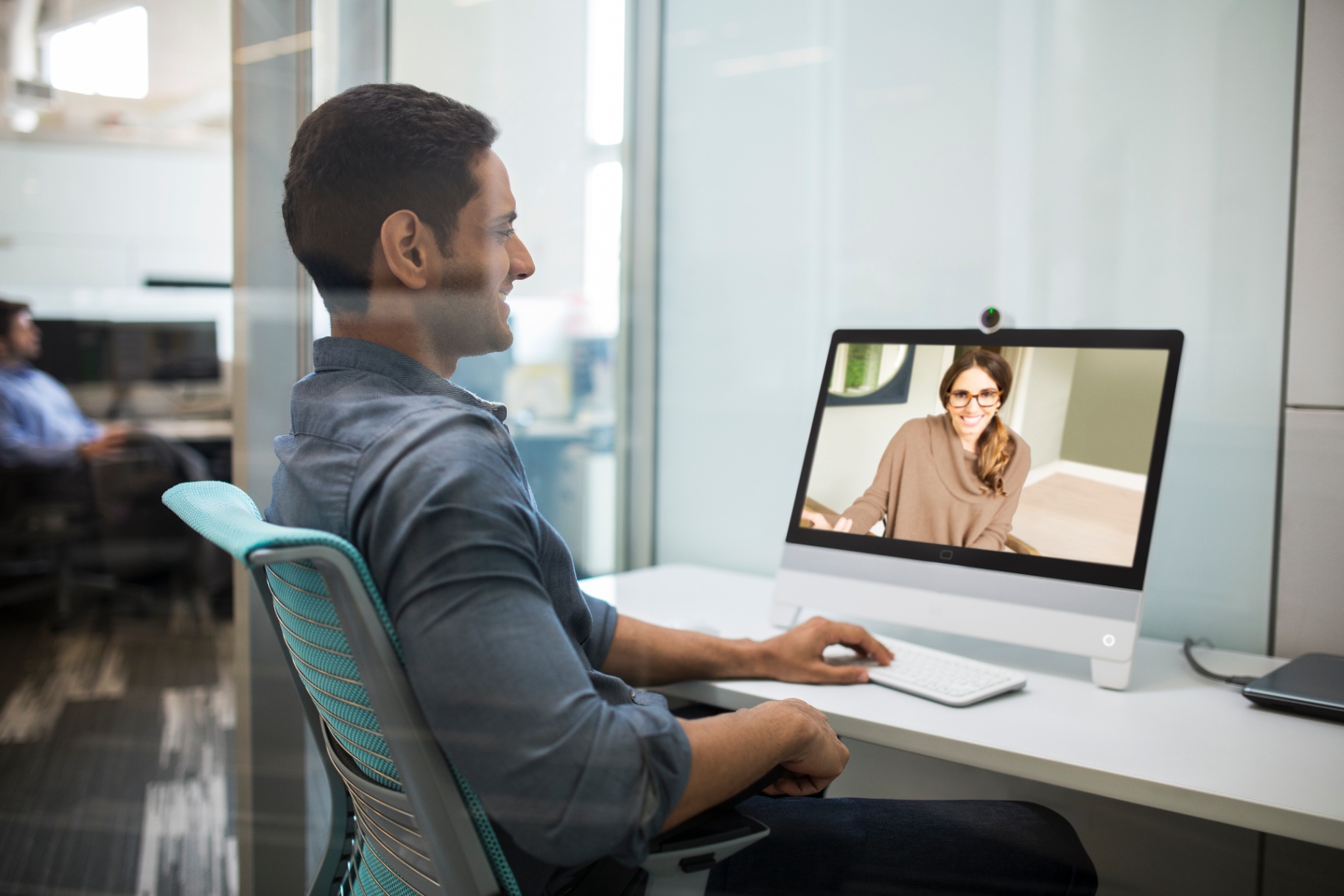 Mobile and Home Internet Plans for Seamless Family Communication